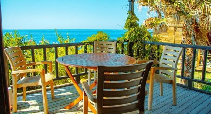 Zambak Holiday Village & Restaurant Superb Seafront Location ! Agios Georgios  Exterior photo